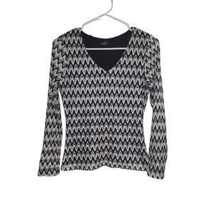 StudioY Women's Shirt Size Small